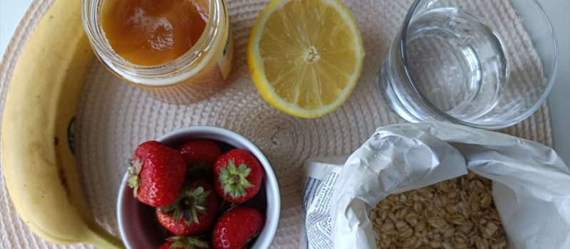 ingrédients smoothie fraise avoine