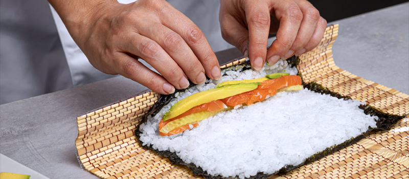 Natte en bambou pour sushis
